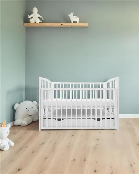 Gyerek kiságy New Baby LILLY leengedhető oldalráccsal és fiókkal fehér