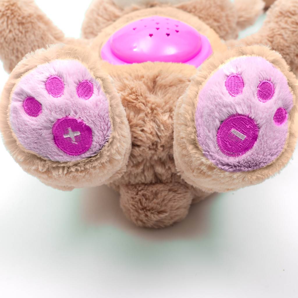 Plüss szundibarát maci projektorral Baby Mix rózsaszín