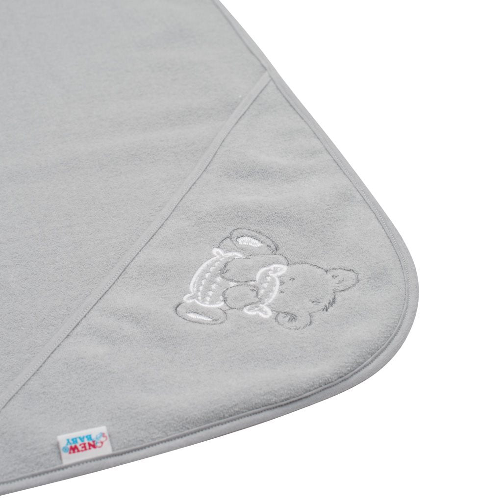 Gyermek frottír törölköző hímzéssel és kapucnival New Baby 80x80 szürke maci