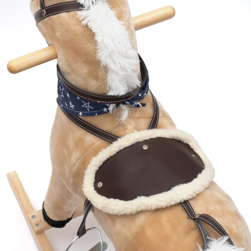 Hintaló dallammal Baby Mix Filip barna kendővel