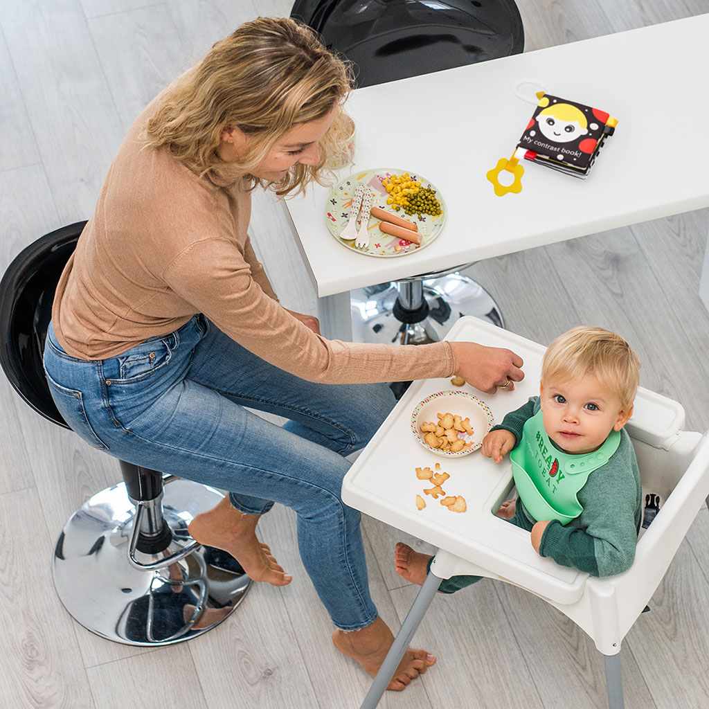 Érzékfejlesztő babakönyv Baby Ono My contrast book