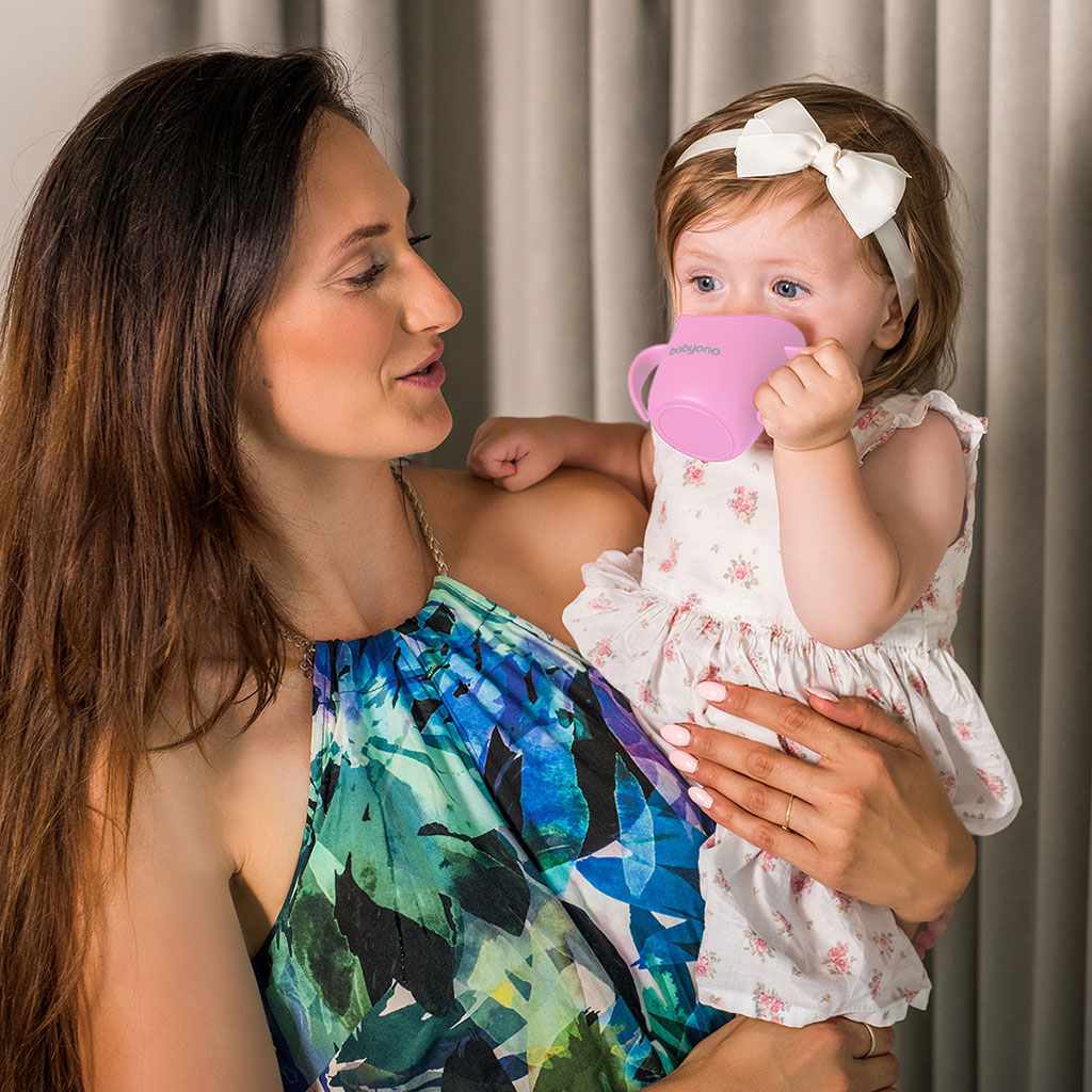 Ergonomikus ivástanuló bögre Baby Ono FLOW rózsaszín
