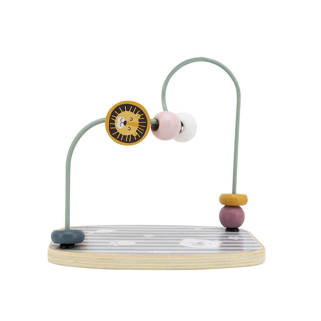 Fából készült labirintus állatkert