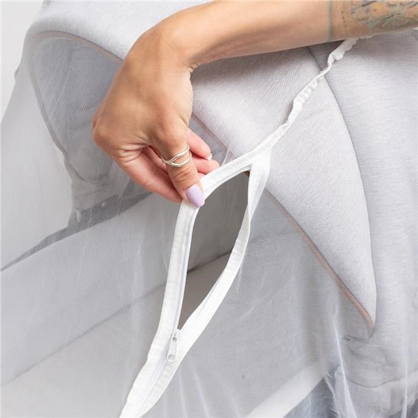 Luxus szúnyogháló cipzáras kocsira New Baby fehér