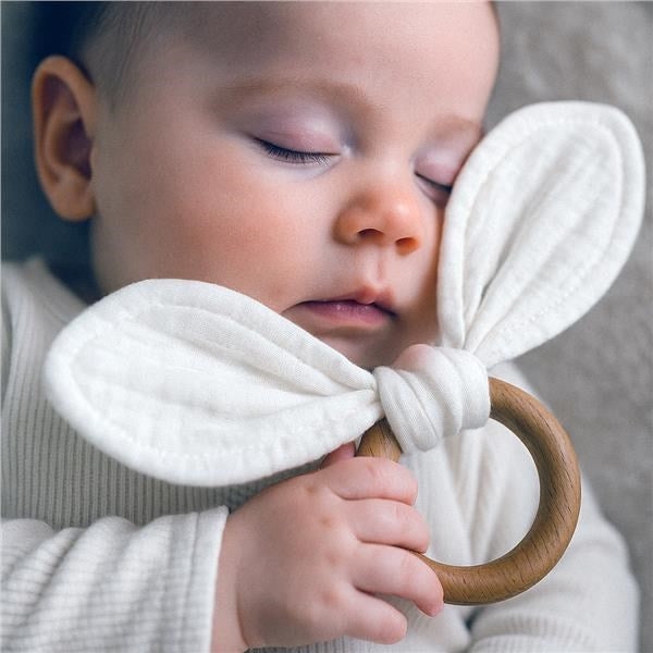 Rágóka levelekkel New Baby Ears white