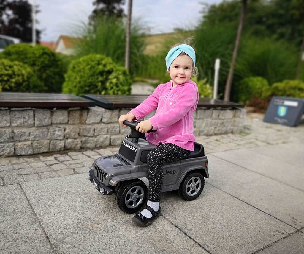 Bébitaxi Jeep Rubicon Gladiator Milly Mally szürke