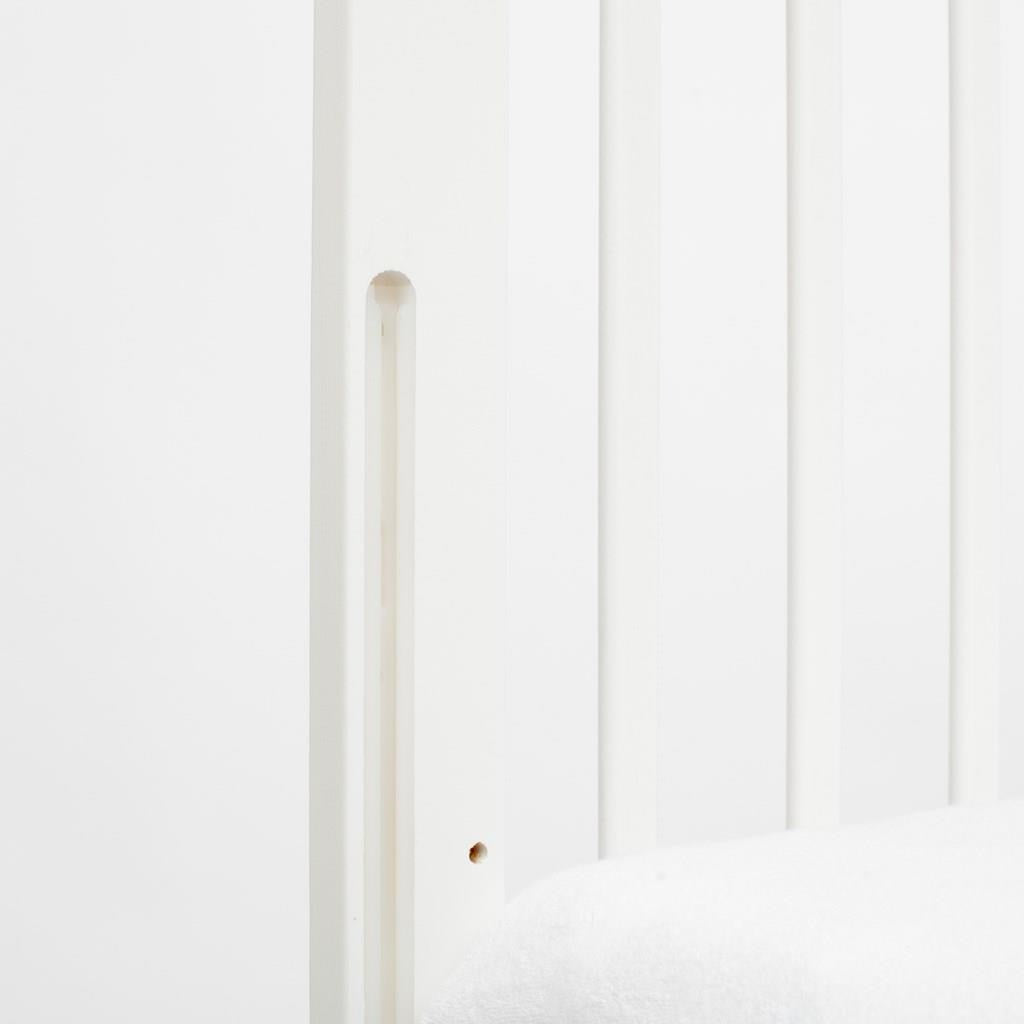 Gyerek kiságy New Baby LILLY leengedhető oldalráccsal és fiókkal fehér