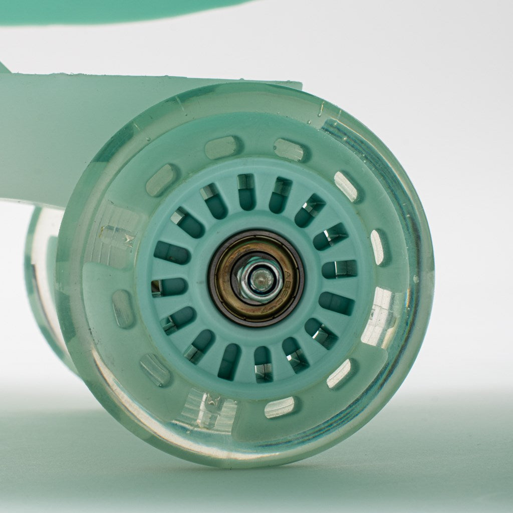 Gravitációs gyerekjármű LED-del Baby Mix G-Force zöld