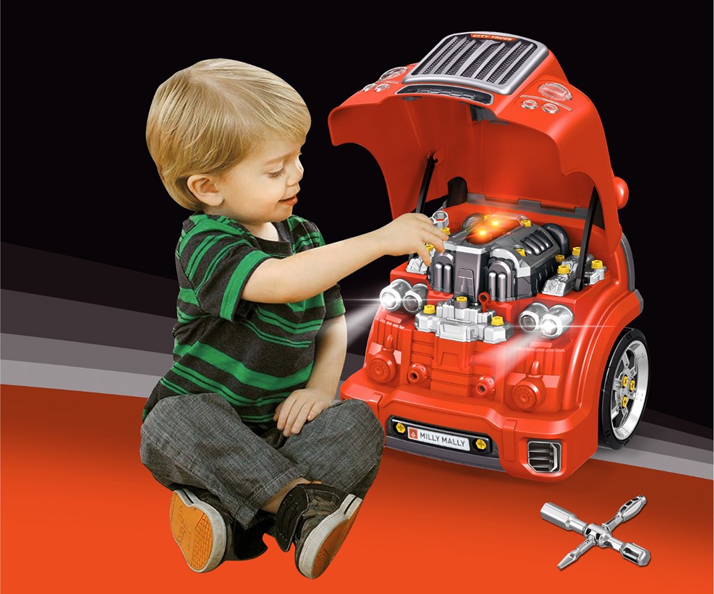 Realisztikus modell az autó elejének nyitható motorháztetőjével, Milly Mally N-GINE red