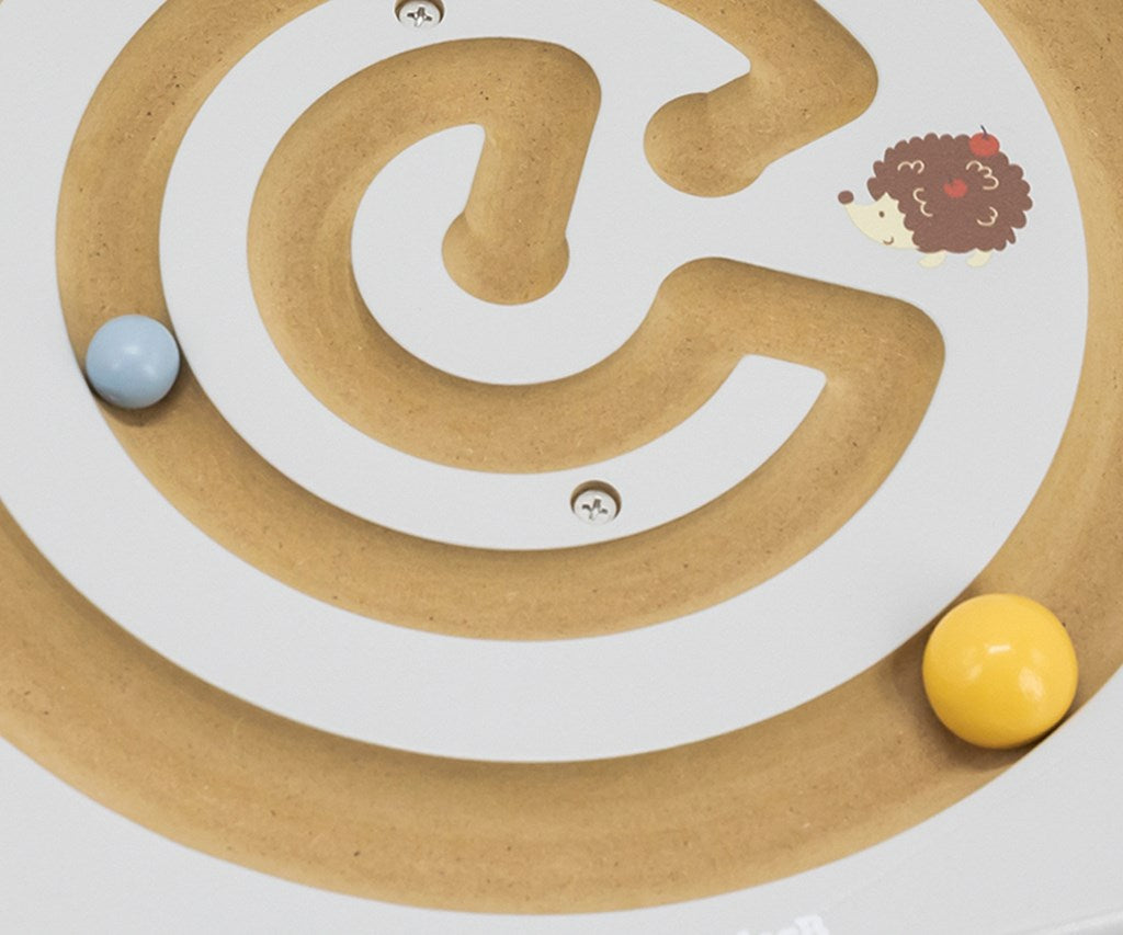 Fából egyensúlyozó labirintus Viga