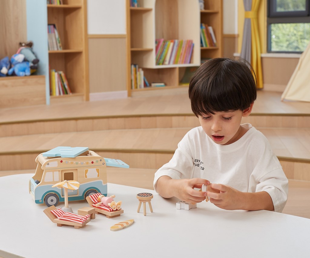 Fa lakóautó (kamper) Viga