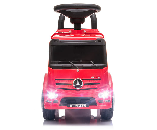 MERCEDES ANTOS piros jármű